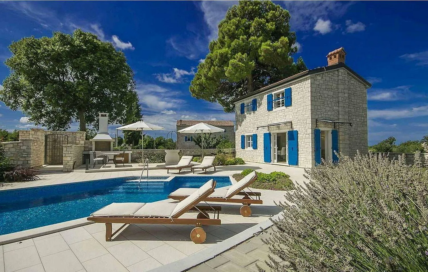 Traumhafte Istrische Steinvilla Mit Privatpool, Hydromassageecke, Aussendusche, Bbq Sveti Lovreč Pazenatički